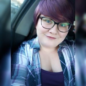 Meet your Posher, Deanna